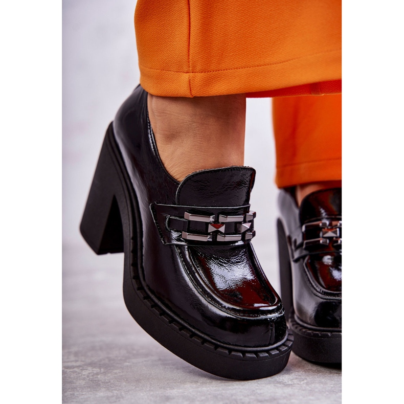 Sapatos lacados num enorme poste Black Jaime preto 2