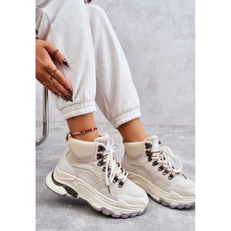 Tênis esportivo feminino GOE KK2N4097 bege claro 1