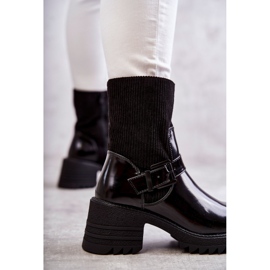 Botas femininas aquecidas em um salto grosso preto Marinela 2