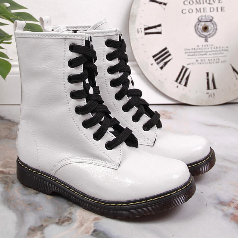 Botas para menina, isolante envernizado branco Kornecki 6017 1