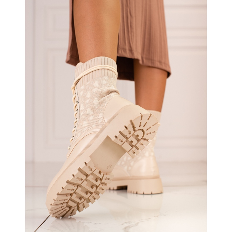 Vestuário de trabalho feminino bege com cadarço com cabedal Shelovet flexível 1 Vestuário de trabalho feminino bege com cadarço com cabedal Shelovet flexível 1