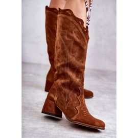 Botas de cano alto Andreia Brown de camurça castanho 2 Botas de cano alto Andreia Brown de camurça castanho 2
