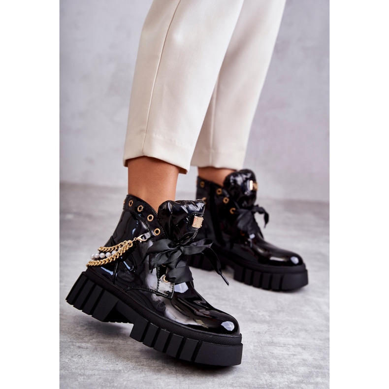 Botas quentes lacadas com corrente preta Karoline preto 2