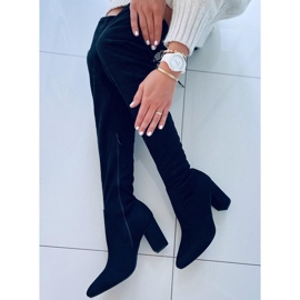 Cher salto alto preto 1