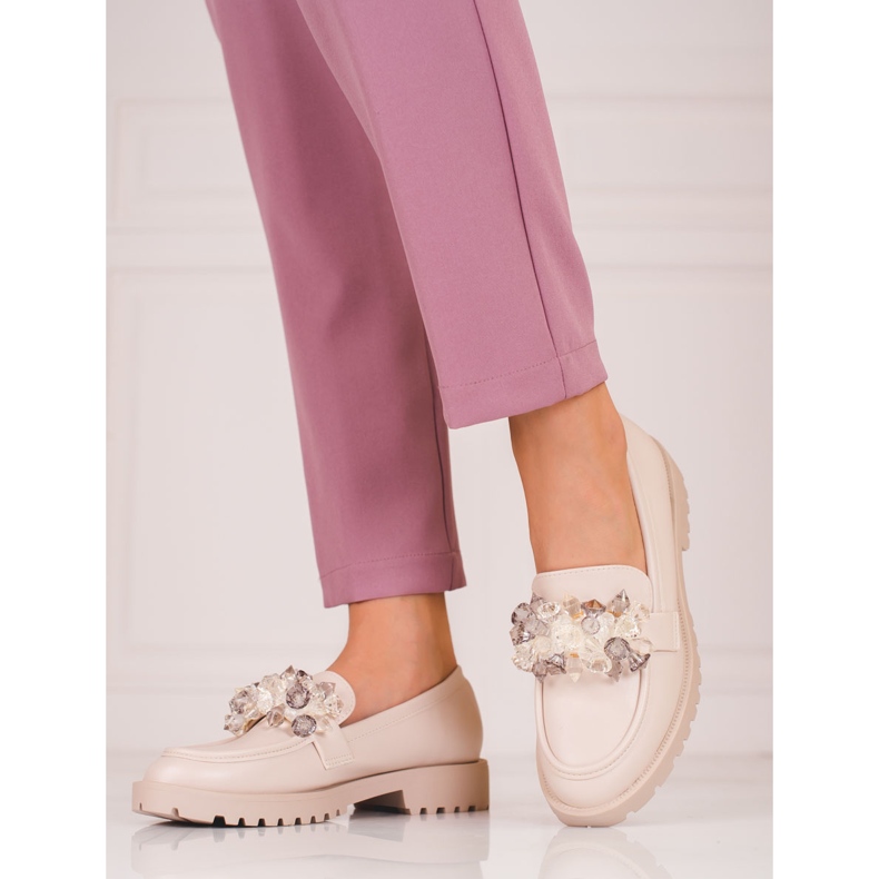Mocassim feminino de camurça Shelovet com cristais bege 1
