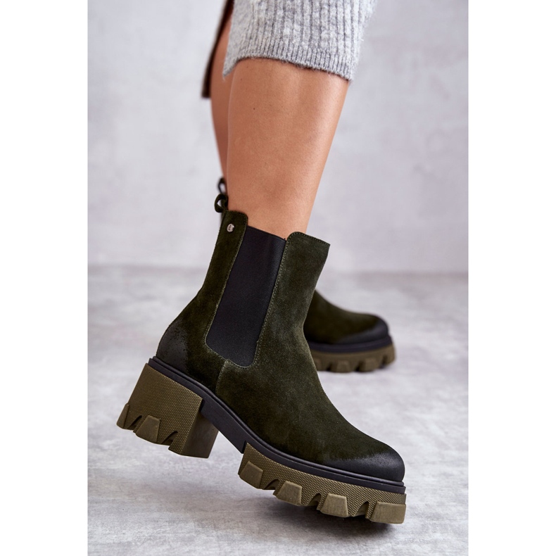 Botas femininas de camurça na plataforma Khaki Hilde verde 1