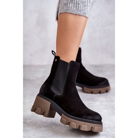 Botas femininas de camurça com plataforma preta Hilde preto 1 Botas femininas de camurça com plataforma preta Hilde preto 1