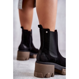 Botas femininas de camurça com plataforma preta Hilde preto 2 Botas femininas de camurça com plataforma preta Hilde preto 2