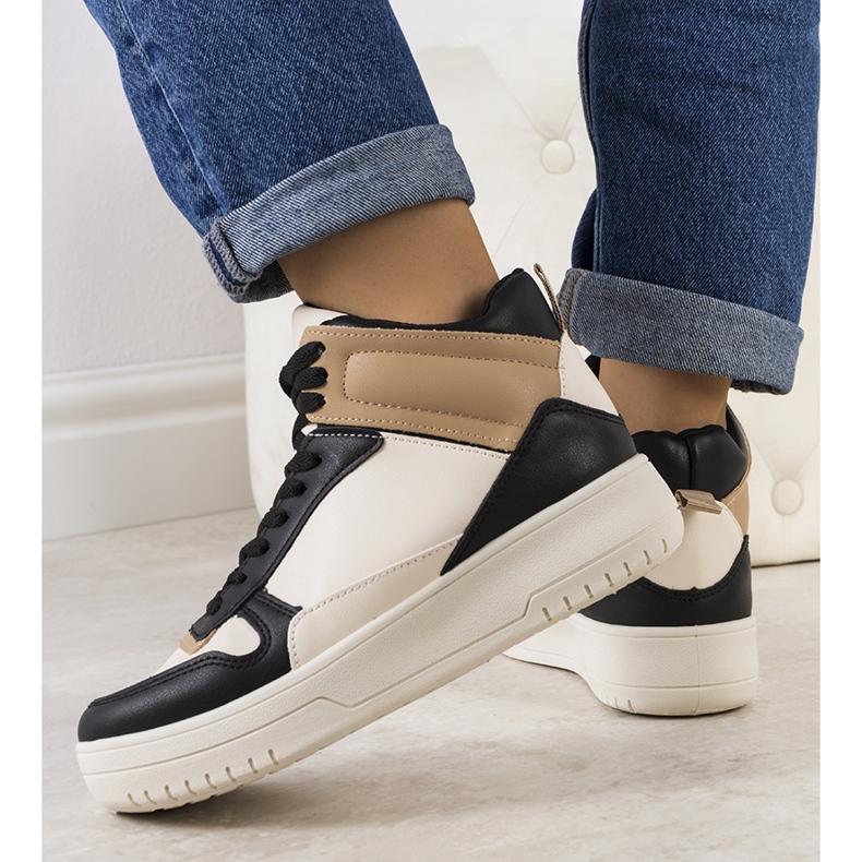 Tênis preto Adite 1