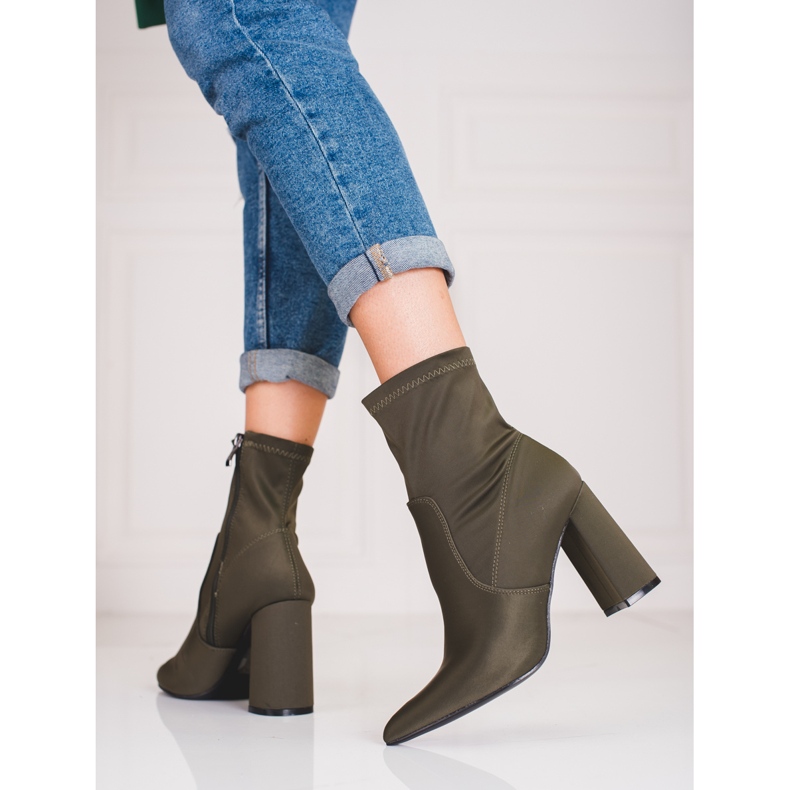 Botas femininas verdes no poste Shelovet 1