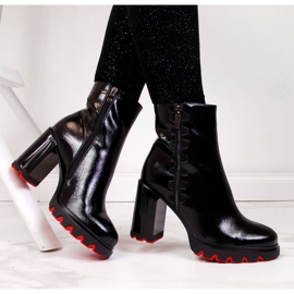 Botas femininas pretas Filippo no poste preto 1 Botas femininas pretas Filippo no poste preto 1