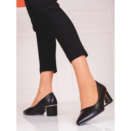 Sapatos pretos femininos em um poste baixo Shelovet 2