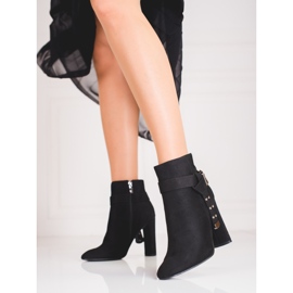 Botas femininas no poste feitas de camurça ecológica Shelovet preto 2