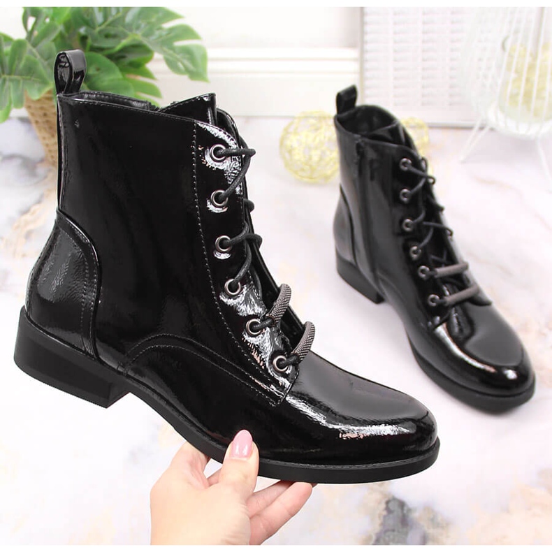 S.Barski Botas de salto plano lacadas e isolantes para mulher por S. Bararski preto 1