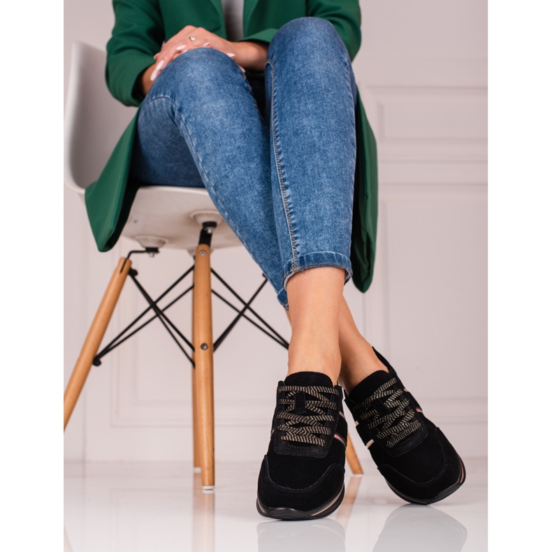 Tênis feminino de couro na plataforma Shelovet preto 1