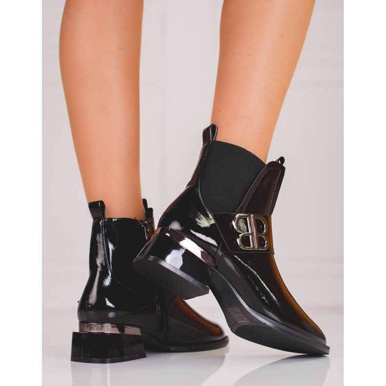 Botas Chelsea femininas elegantes feitas de couro envernizado Shelovet preto 1