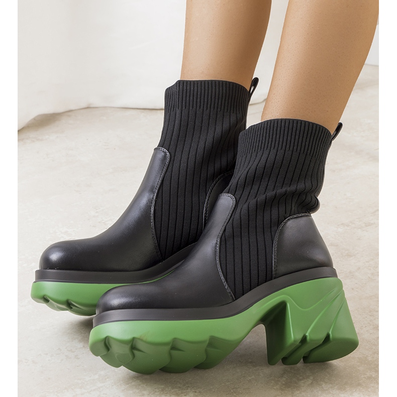 Botas pretas com sola vermelha Tomlin preto 1 Botas pretas com sola vermelha Tomlin preto 1