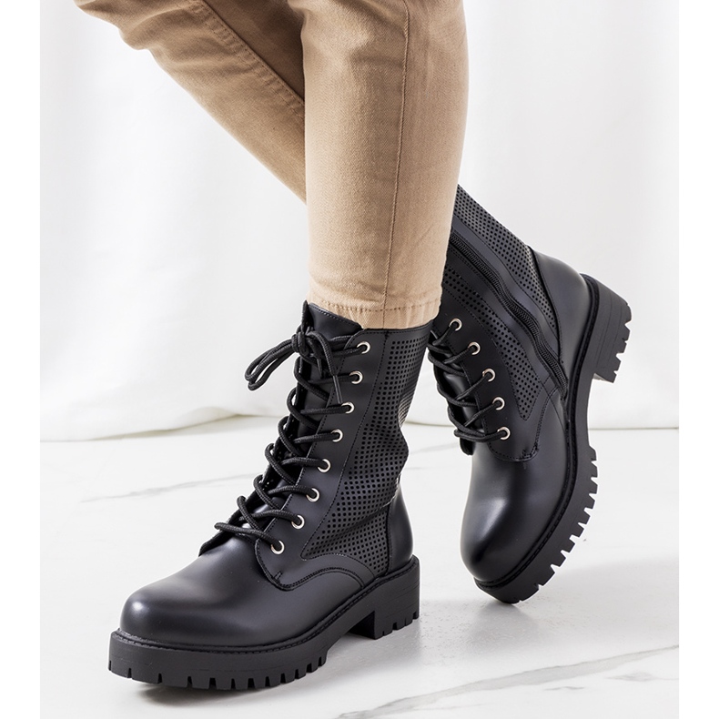 Botas pretas com sola alta preto 1