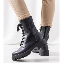Botas pretas com sola alta preto 2 Botas pretas com sola alta preto 2