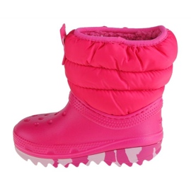 Bota Crocs Classic Neo Puff infantil 207683-6X0 rosa 1
