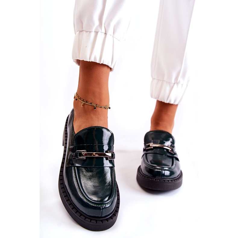 Lemar Sapatos de couro feminino envernizados com uma decoração de prata verde 1