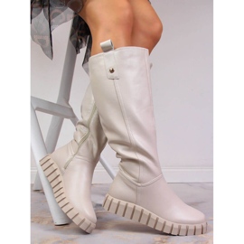 Botas de mulher bege com isolamento plano Potocki 1