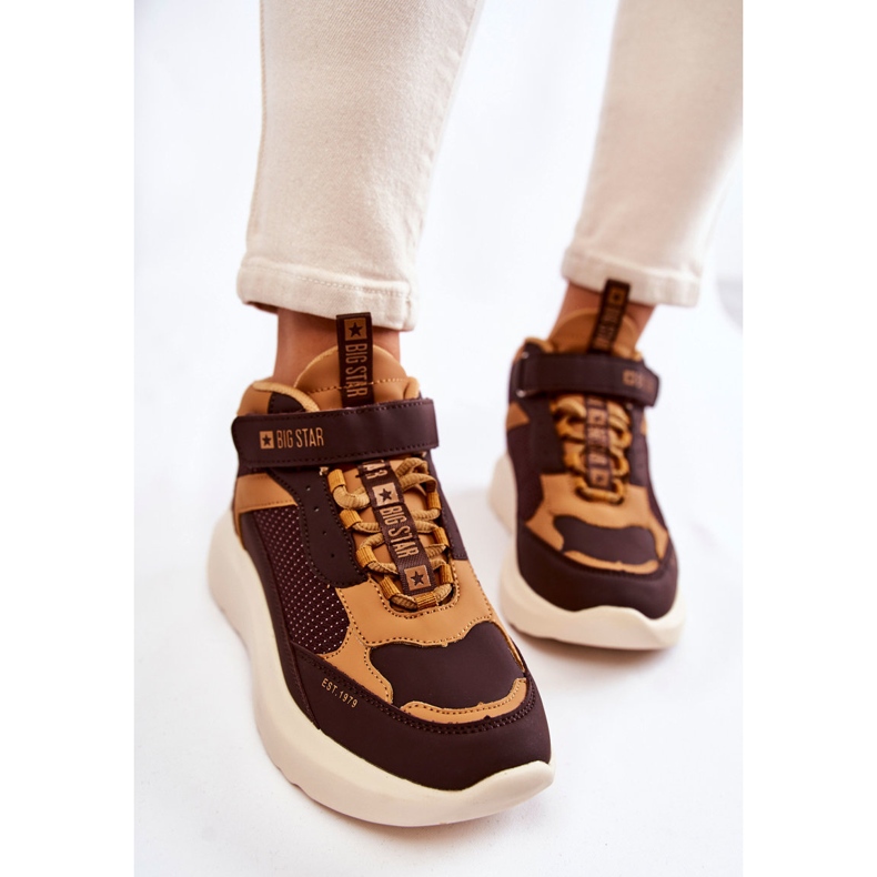 Tênis esportivo feminino Memory Foam System Big Star KK274404 Marrom 2