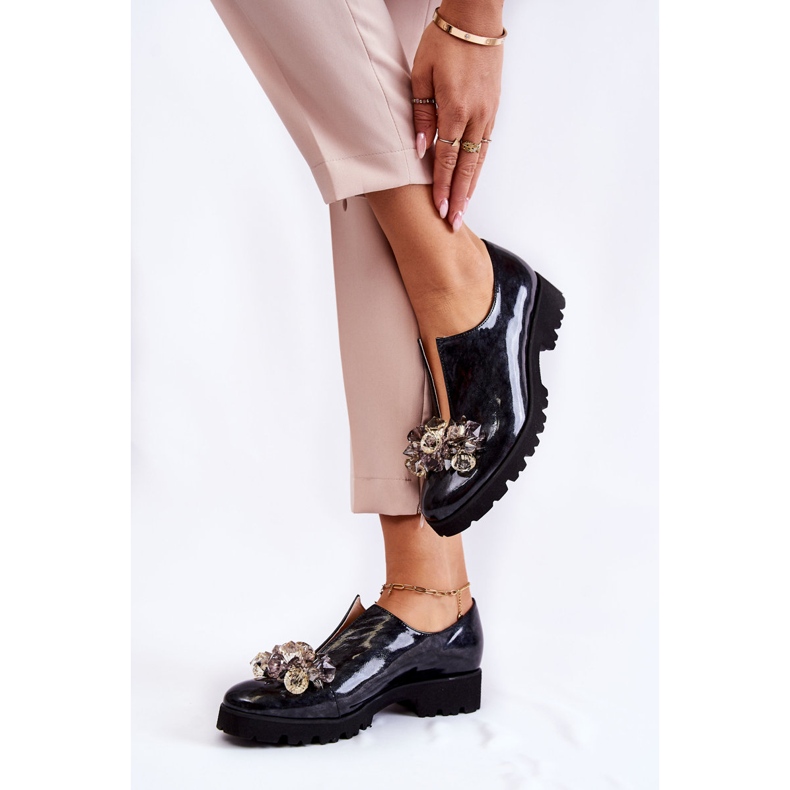 PA2 Sapatos lacados elegantes com decoração Cindy Preto e Cinza 2