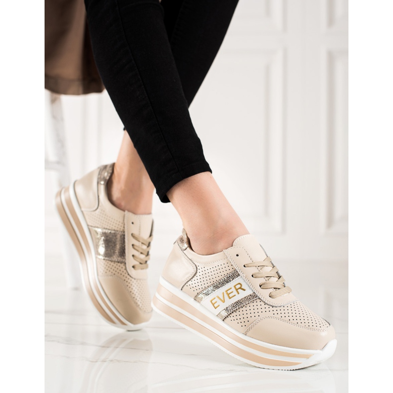 SHELOVET Tênis de couro bege na plataforma Goodin dourado 1