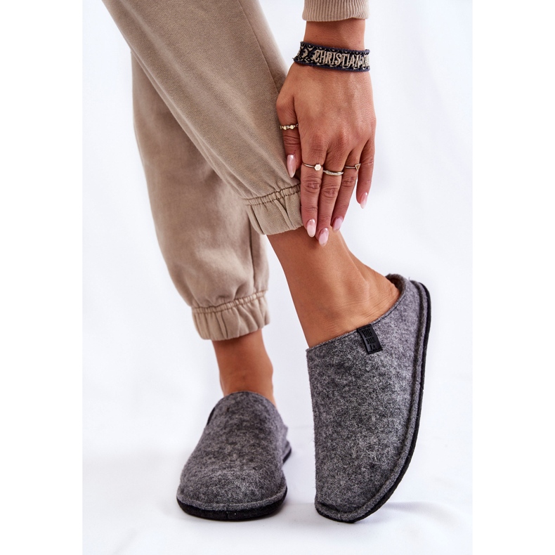 Chinelos femininos de feltro clássico Big Star KK276014 cinza 1
