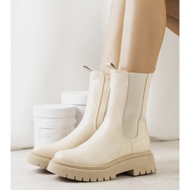 Botas bege na plataforma Timaru 1