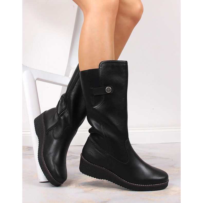 Botas de couro confortáveis ​​isoladas com lã de ovelha Rieker Y4655-00 preto 1