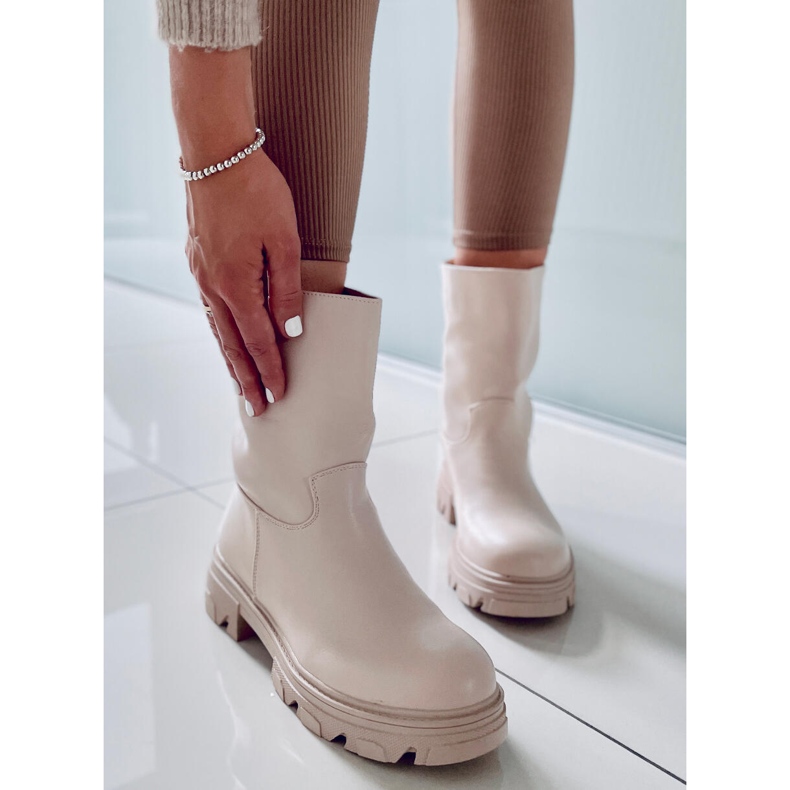 Botins Stevens Bege com cano reto 2