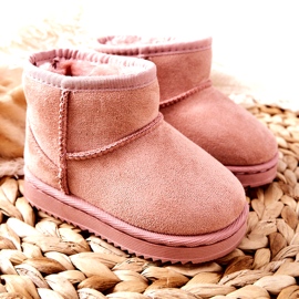 Botas de neve isoladas. Botas rosa das meninas 20213-d 3