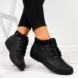Botas isolantes femininas de couro preto Helios 521 1