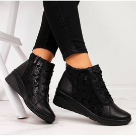 Botas femininas de couro preto com salto de cunha, preto Helios 537 1