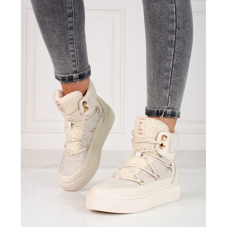 Botas femininas de couro branco Shelovet na plataforma 1