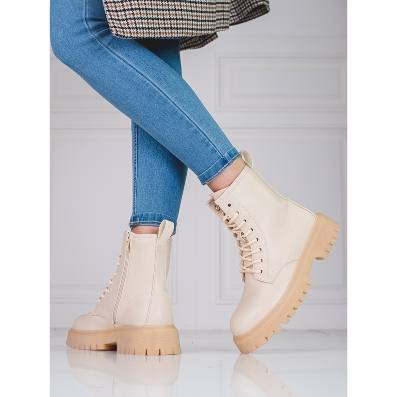 Botas femininas bege com zíper Shelovet 2