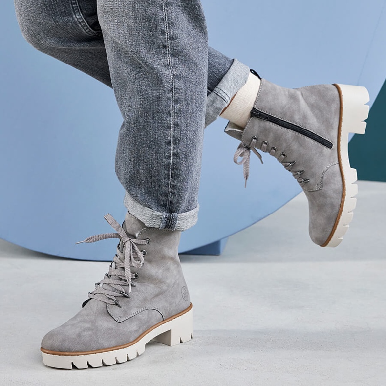 Bota plataforma cinza quente Rieker X5701-40 para mulher confortável 2
