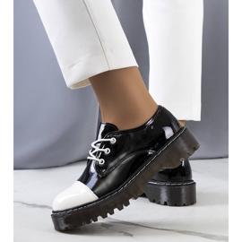 PA1 Sapato Cardin lacado preto branco 2