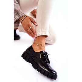 Vinceza Sapatos lacados da moda amarrados Black Gwendy preto 2