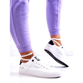 Tênis de couro Big Star JJ274211 branco e preto 2