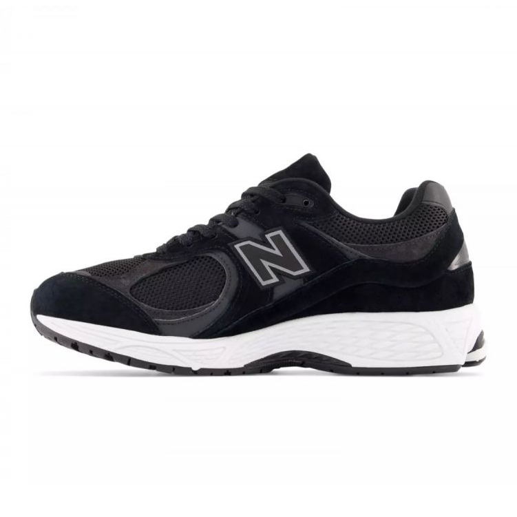 Sapatos New Balance 2002R M NBM2002RBK preto 1