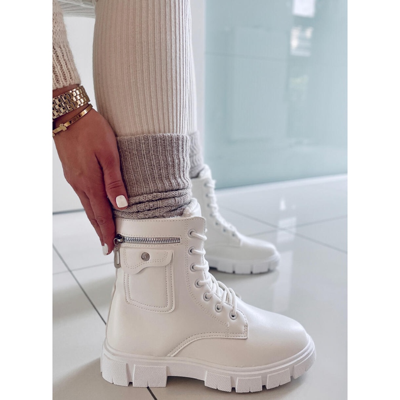 BM Botas rasas com cadarço Bravery White branco 1