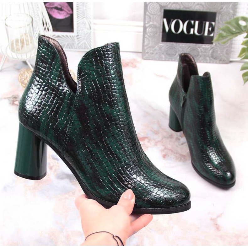 Botas lacadas no poste croco isolado Jezzi W JEZ385B verde 1 Botas lacadas no poste croco isolado Jezzi W JEZ385B verde 1
