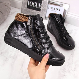 Botas femininas lacadas pretas Rieker M6434 preto 2