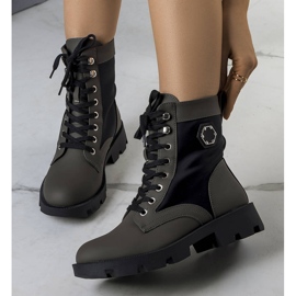 BM Botas isolantes verdes da Orozo preto 1