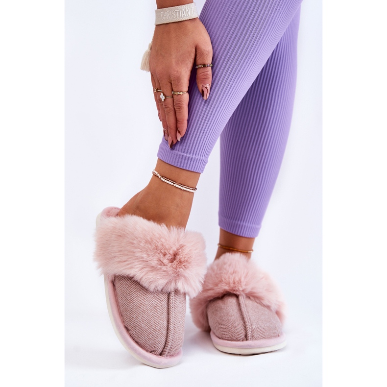 Chinelos quentes femininos com pele Bege-Rosa Franco castanho 2 Chinelos quentes femininos com pele Bege-Rosa Franco castanho 2