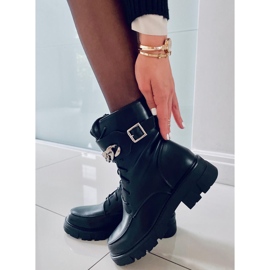 BM Botas militares com corrente Banks Black preto 1 BM Botas militares com corrente Banks Black preto 1