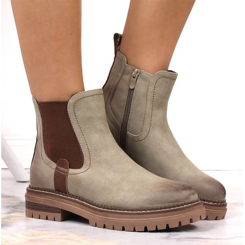 Botas Jodhpur na plataforma isolada eVento W EVE368A bege marrom 2